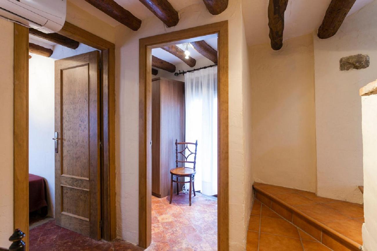 Apartamentos Casa Samper Santa Eulalia de Gállego Rom bilde