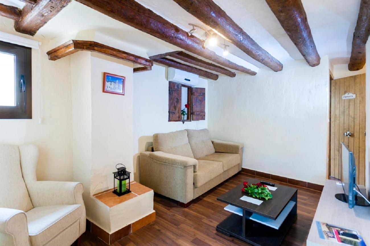 Apartamentos Casa Samper Santa Eulalia de Gállego Rom bilde