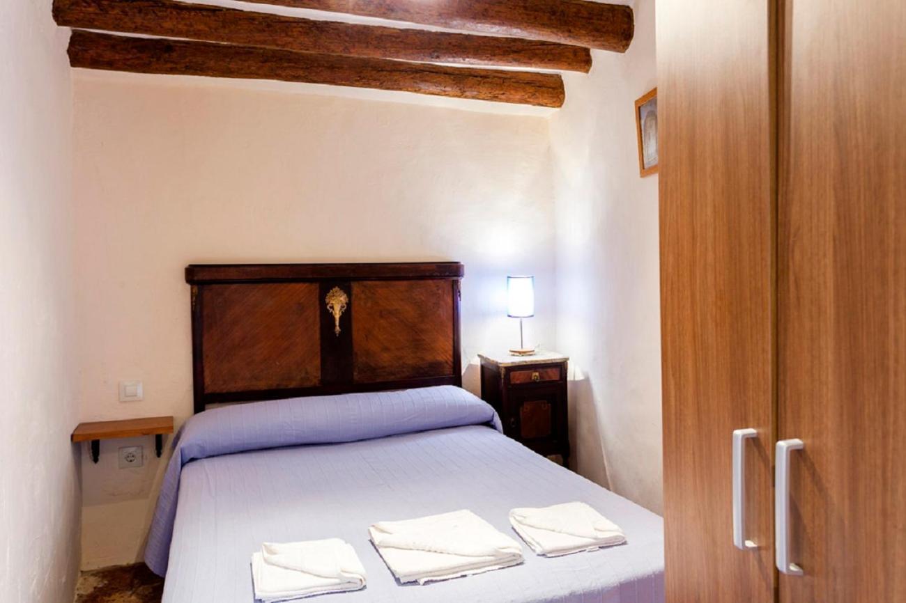 Apartamentos Casa Samper Santa Eulalia de Gállego Rom bilde